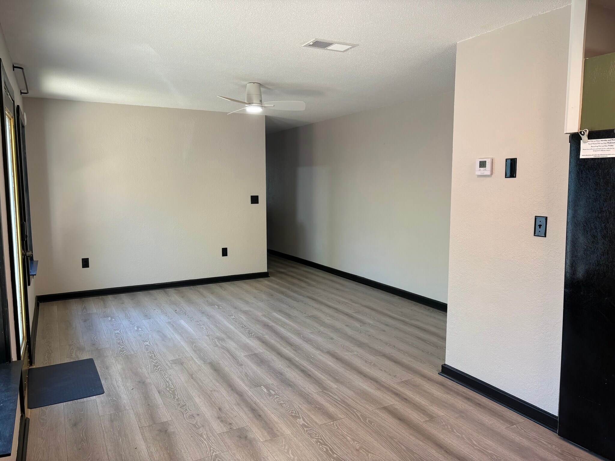 Living Room - 613 E Williams Ave