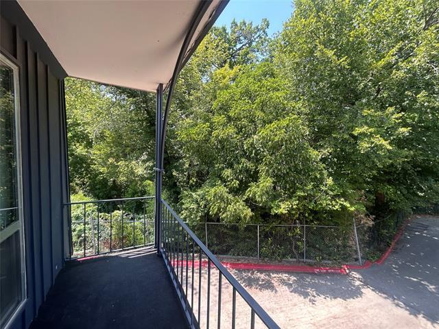 Building Photo - 5014 Les Chateaux Dr