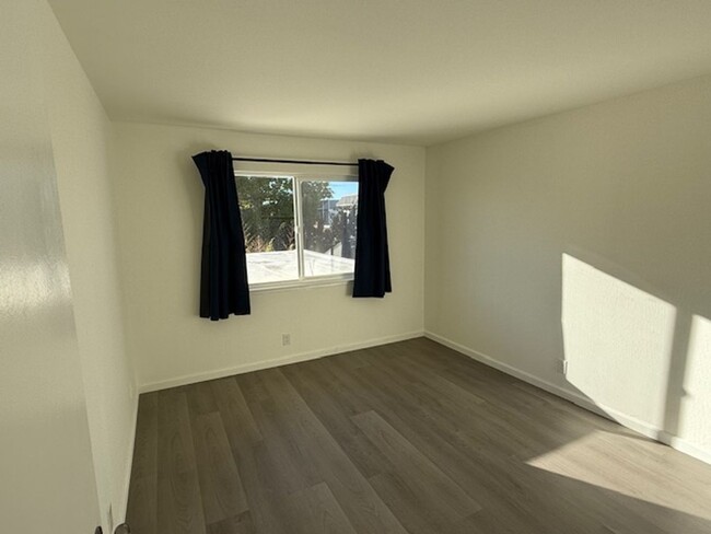 Building Photo - 3-Bedroom, 3-Bathroom Richmond Home Availa...