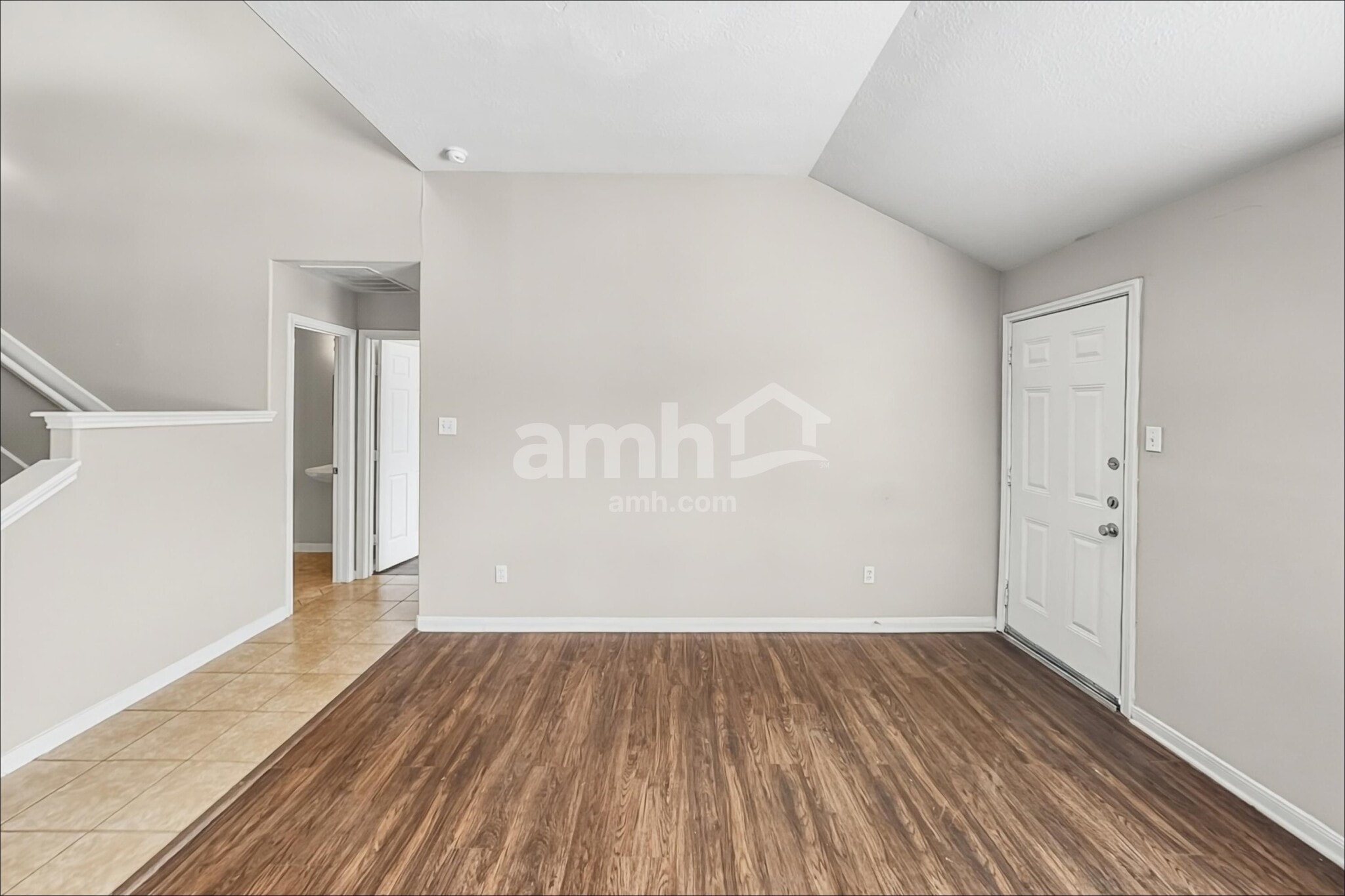 Building Photo - 15822 Parmley Creek Ct