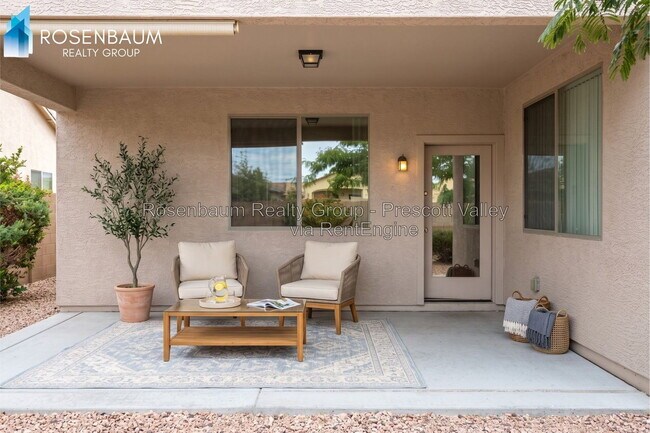 Building Photo - 8136 N Command Point Dr