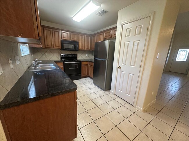 Building Photo - 1408 Bergin Ct