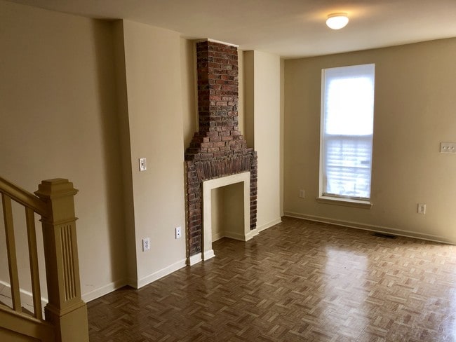 Building Photo - 1120 Washington Blvd