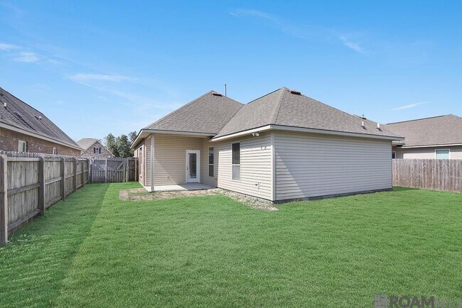 Building Photo - 16290 Timberstone Dr
