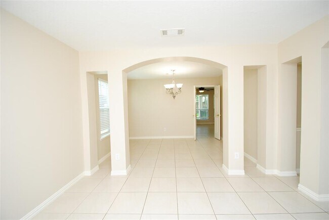 Building Photo - 17110 Fairway Glen Ct