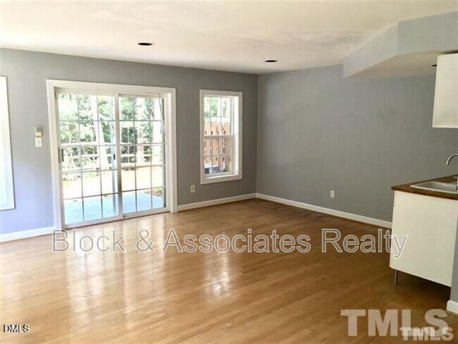 Building Photo - 5330 Echo Ridge Rd