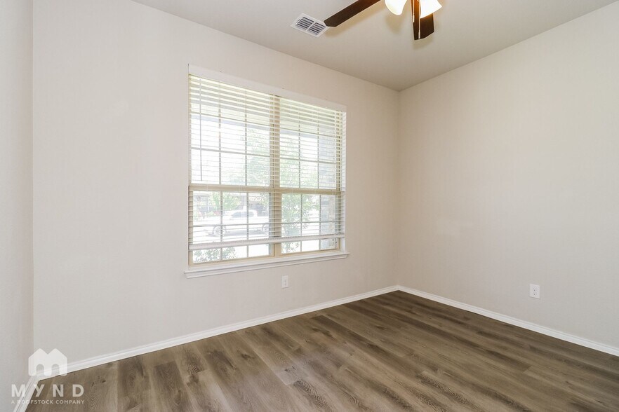 Building Photo - 6209 Jackstaff Dr