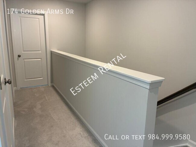 Building Photo - 174 Golden Arms Dr