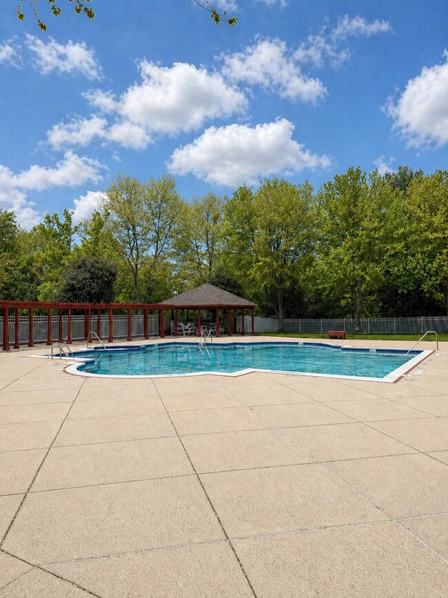 Building Photo - 1411 Bonnett Pl