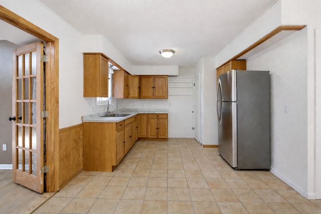 Building Photo - 3607 Sunridge Dr