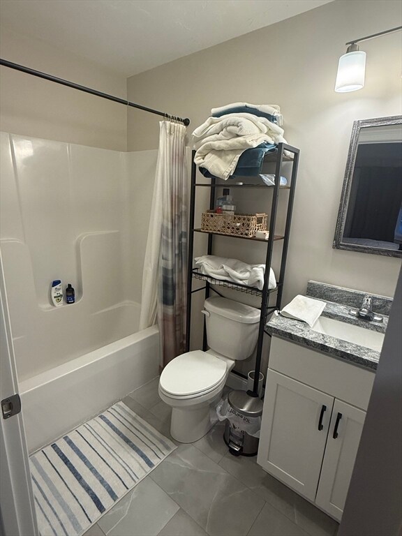 Building Photo - 10 Dora Dr