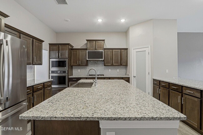 Building Photo - 15033 Imagine Dr