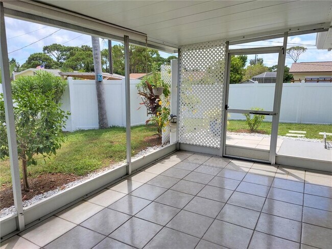 Building Photo - 979 Nantucket Rd