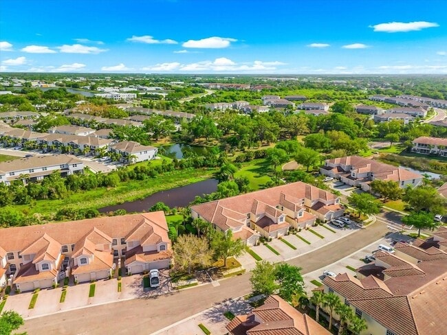 Building Photo - 4500 Streamside Ct