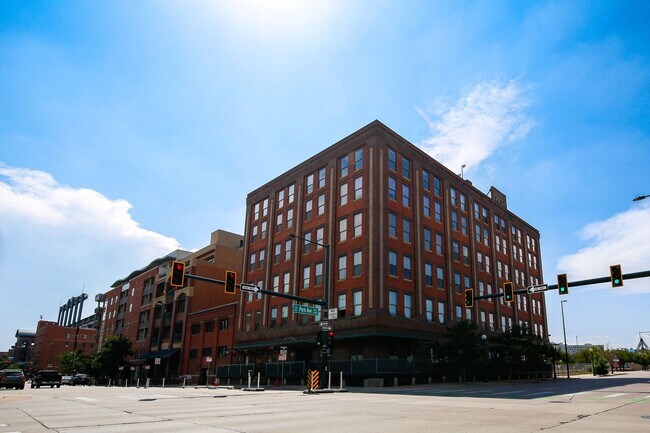 Primary Photo - Rustic Charm in the Heart of Downtown Denv...