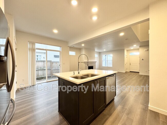 Building Photo - 1248 S 28th Terrace