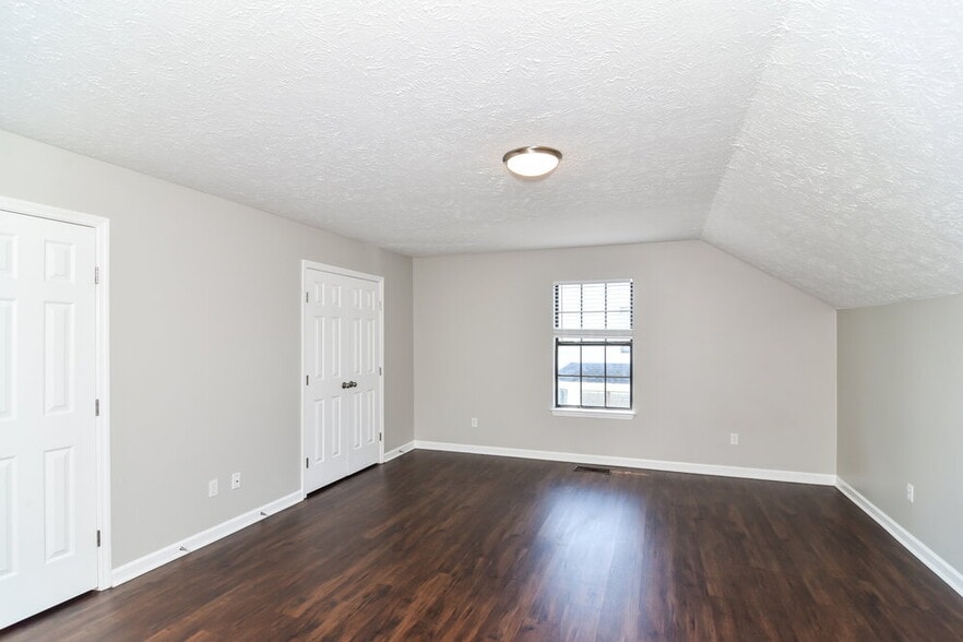Building Photo - 312 Pine Ridge Ln