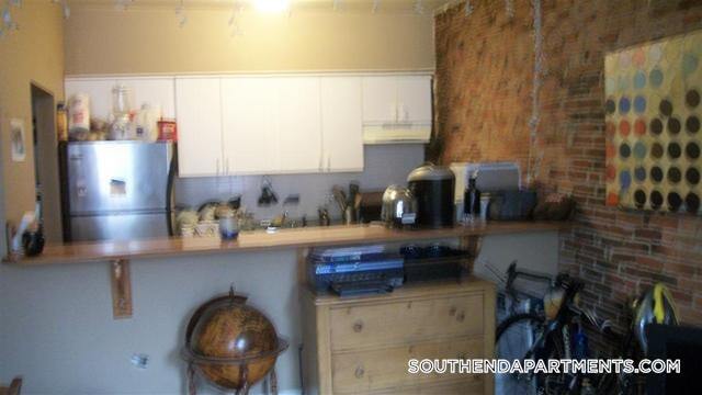 Building Photo - 204 Northampton St