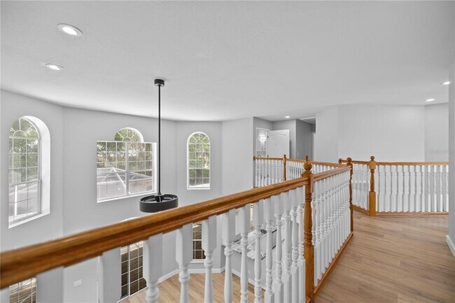 Building Photo - 1628 SE 29th Terrace