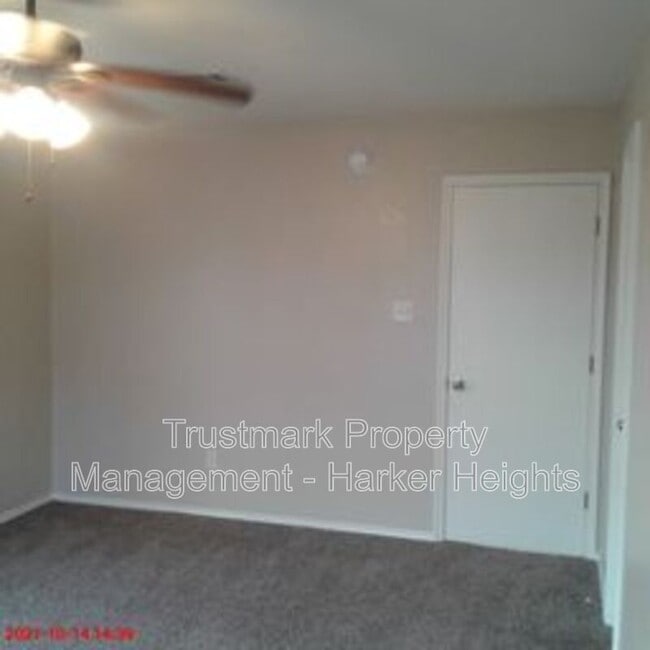 Building Photo - 5304 Vail Dr