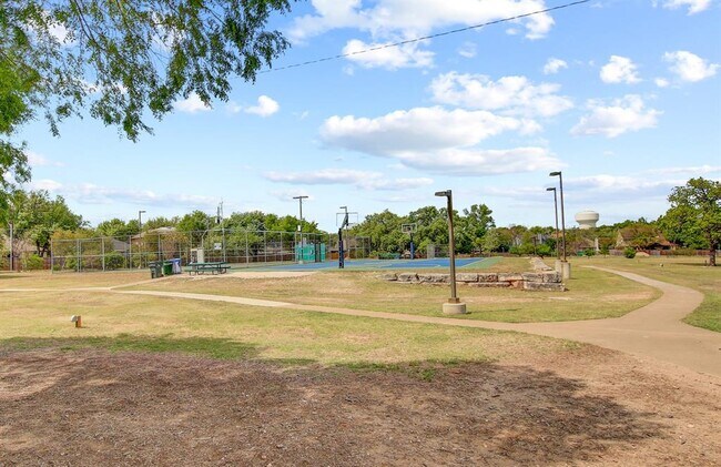 Building Photo - 8109 Campeche Bay Pl