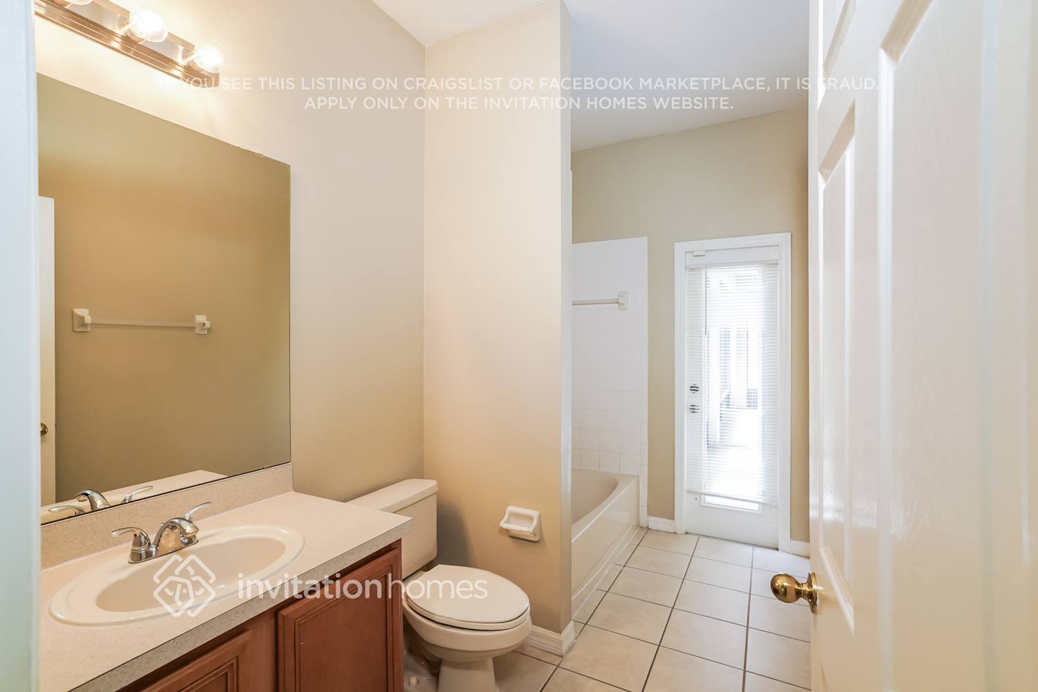 Building Photo - 3528 Forest Park Dr