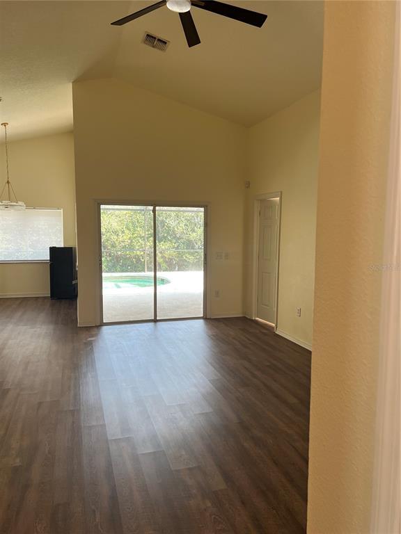 Building Photo - 226 Hillcrest Dr