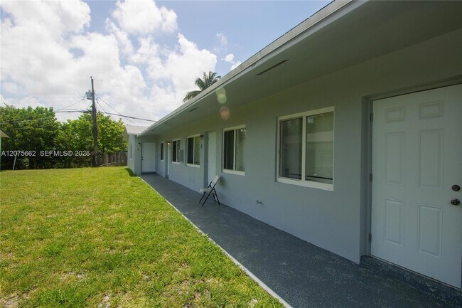 Building Photo - 831 NW 1st Ave