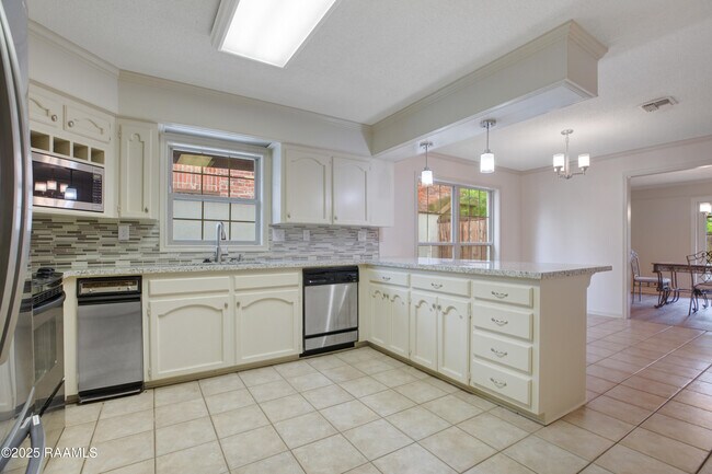 Building Photo - 115 Breckenridge Loop