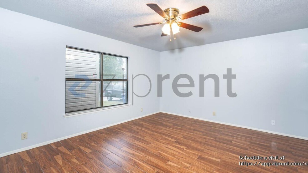 Building Photo - 9015 Jean Verte