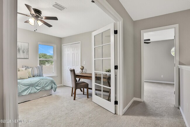 Building Photo - 1674 Hawkins Cove Dr E