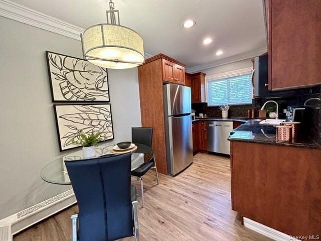 Building Photo - 55 Golden Ave