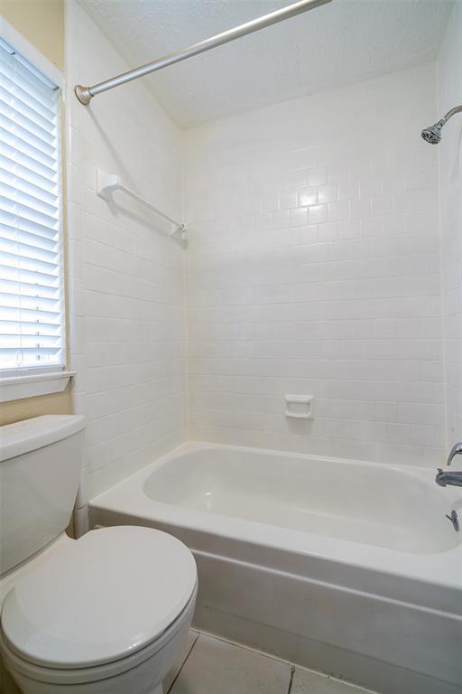 Building Photo - 1815 Ripple Creek Dr