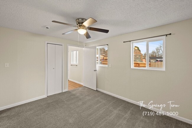 Building Photo - CHARMING 4BD on QUIET EASTBOROUGH CUL-DE-SAC- Security Deposit Waiver Available