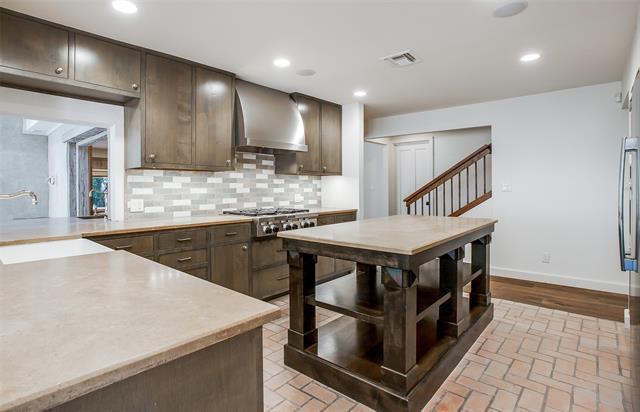 Building Photo - 4423 Southcrest Rd