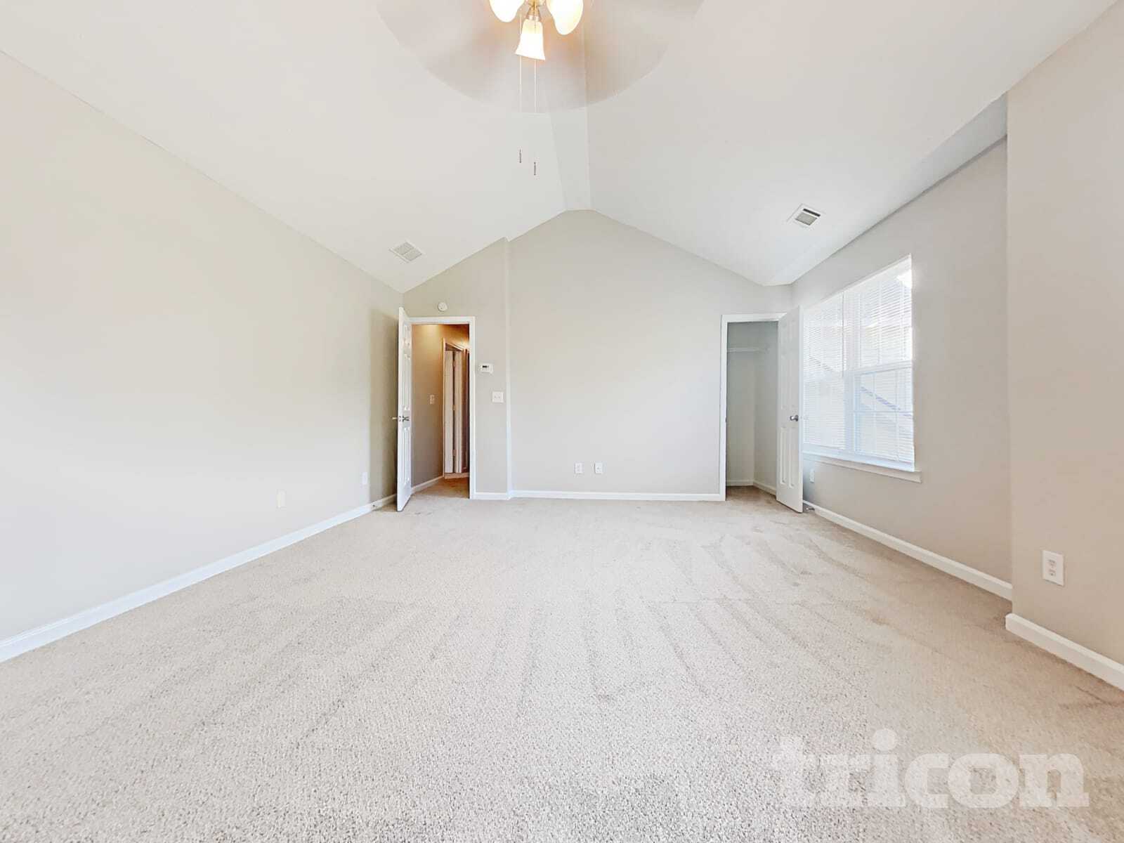 Building Photo - 405 Tori Dr