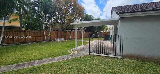 Building Photo - 1980 SE 11th St