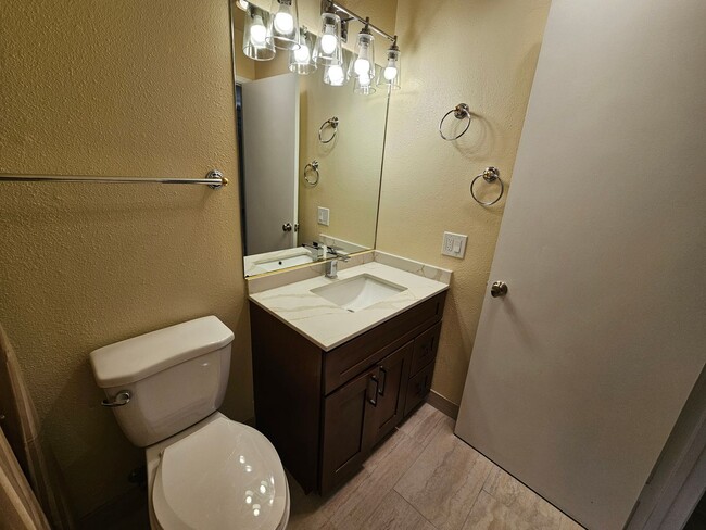 Building Photo - Spacious 4-Bedroom Home on the El Cerrito ...