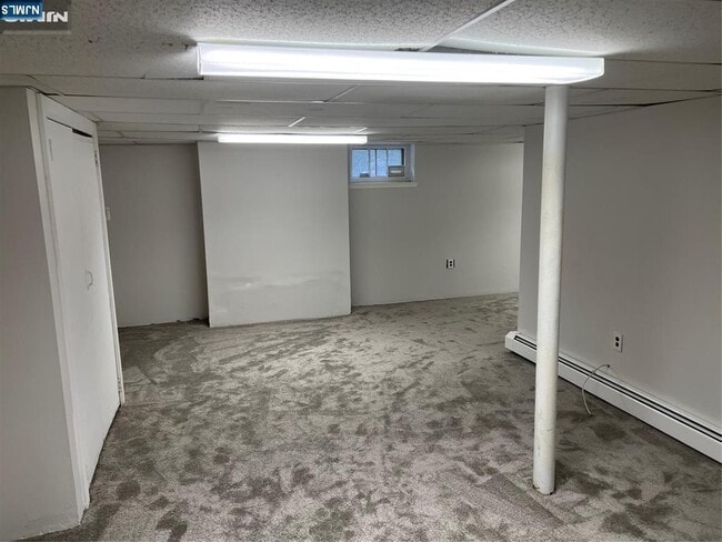 Building Photo - 206 Godwin Ave