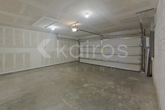 Building Photo - 18326 Gibraltar Ln