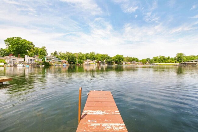 Building Photo - 3576 Portage Point Blvd