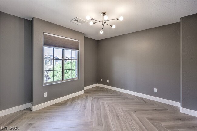 Building Photo - 12420 Pinetina St