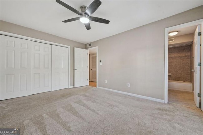 Building Photo - 1445 Monroe Dr NE