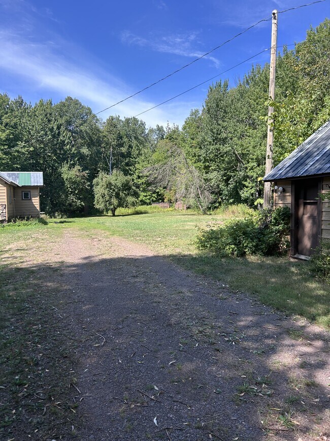 Building Photo - 11801 Black River Rd