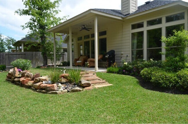 Building Photo - 1319 Eden Meadows Dr