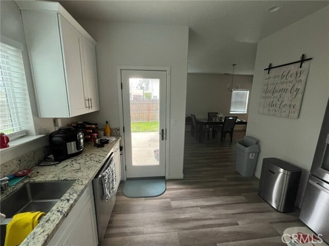 Building Photo - 6196 Fowler Ave