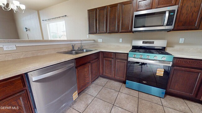 Building Photo - 7260 Turtle Creek Ct