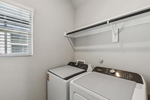 Building Photo - 716 Caraway Dr