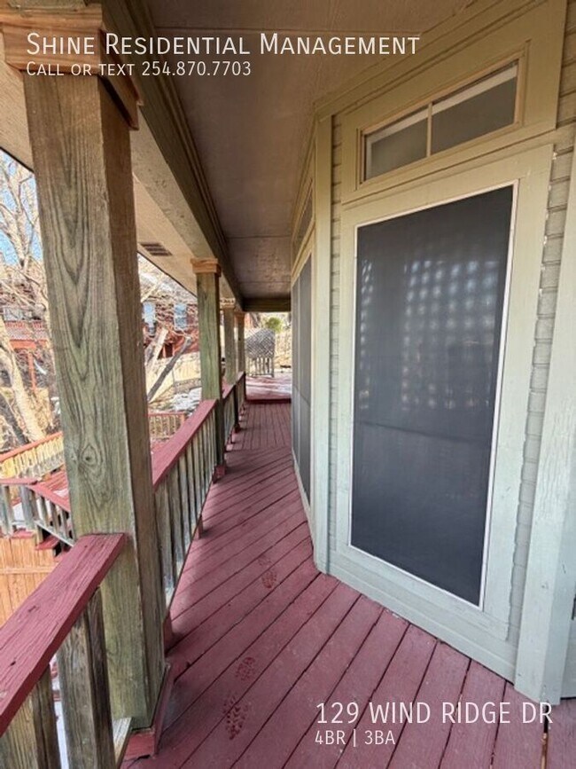 Building Photo - 129 Wind Ridge Dr