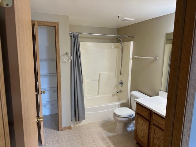 Building Photo - 16620 Liberty Cir